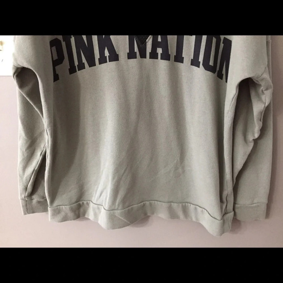 VS PINK Nation Long Sleeve Mesh V Neck Crew M - Picture 5 of 10